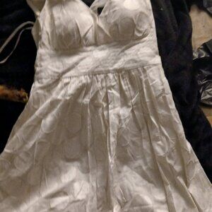 Woman's  dress